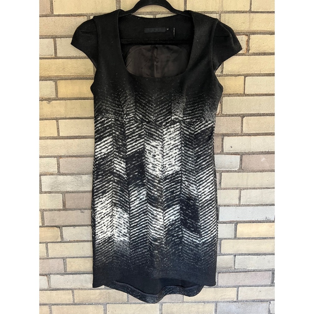 L.A.M.B. Black White Chevron Wool Blend Sheath Dress Square Neck Size 10 Medium
